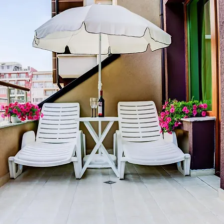 Sea Garden Apart Ahyolu