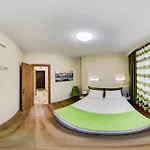 Sea Garden بوموري