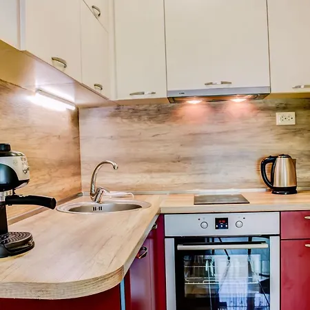 Sea Garden Апартамент *