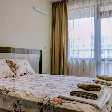 Апартамент Sea Garden *