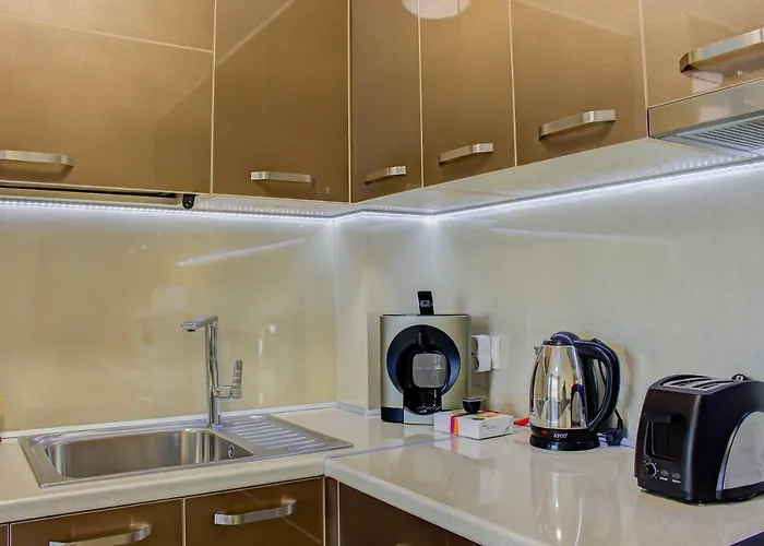 Sea Garden Apartment