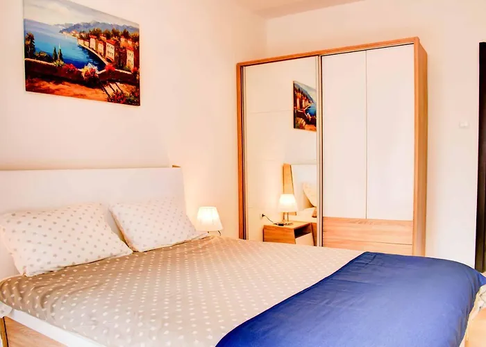 Sea Garden Apartment Pomorie