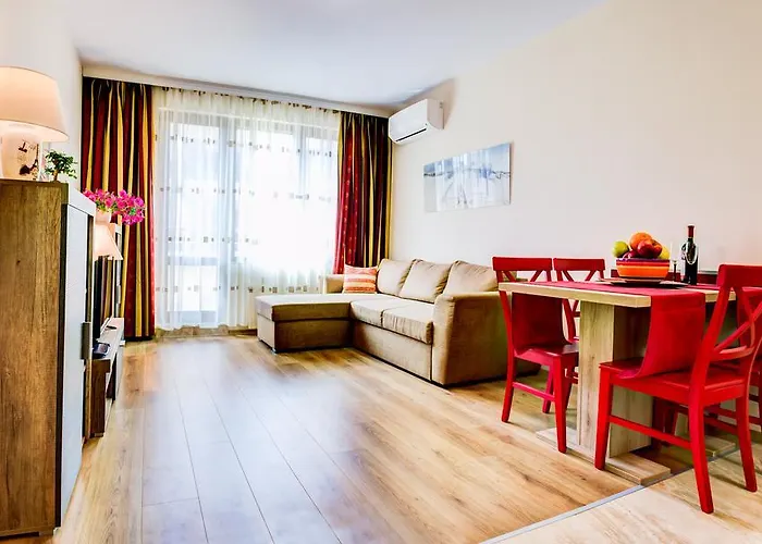 Sea Garden Apartment