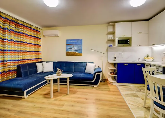 Apartment Sea Garden Pomorie